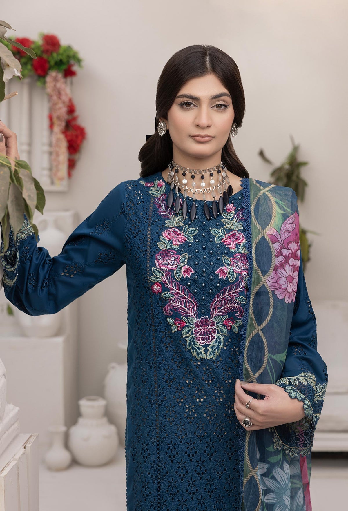 Ezlyn by Adans Libas Luxury Collection