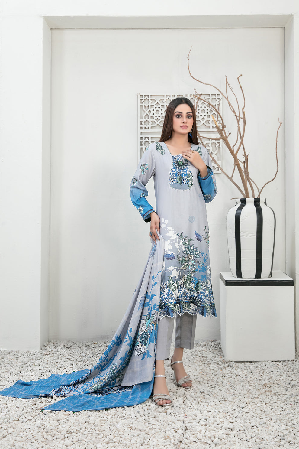 Imza by Tawakkal Luxury Lawn Collection