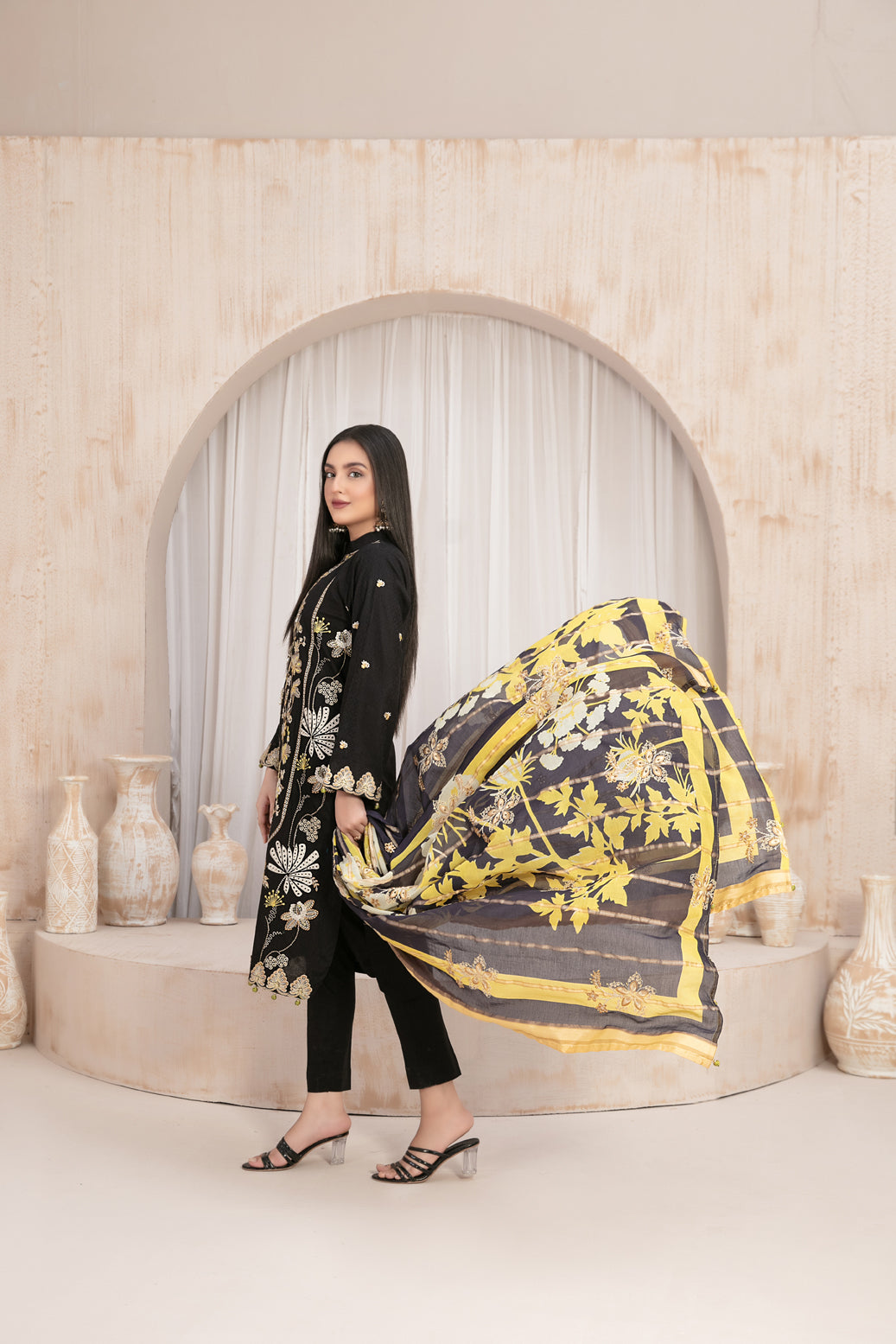 Maherooh By Tawakkal Embroidered Lawn Collection