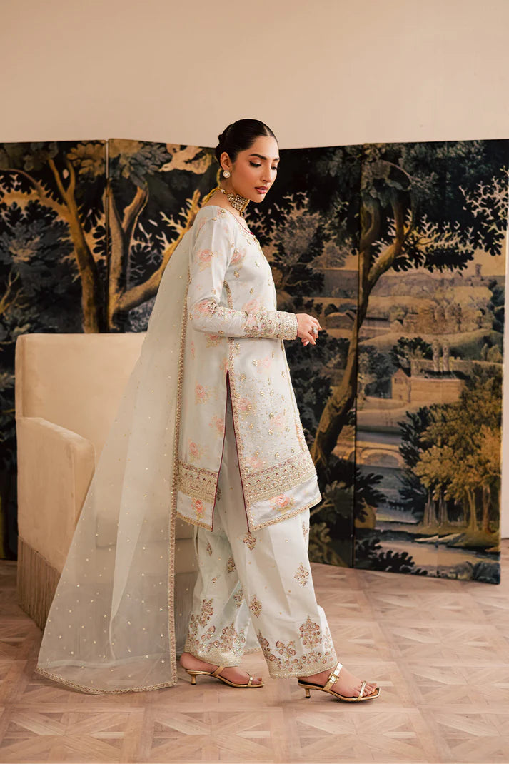 Suave By Emaan Adeel Luxury Formals Collection