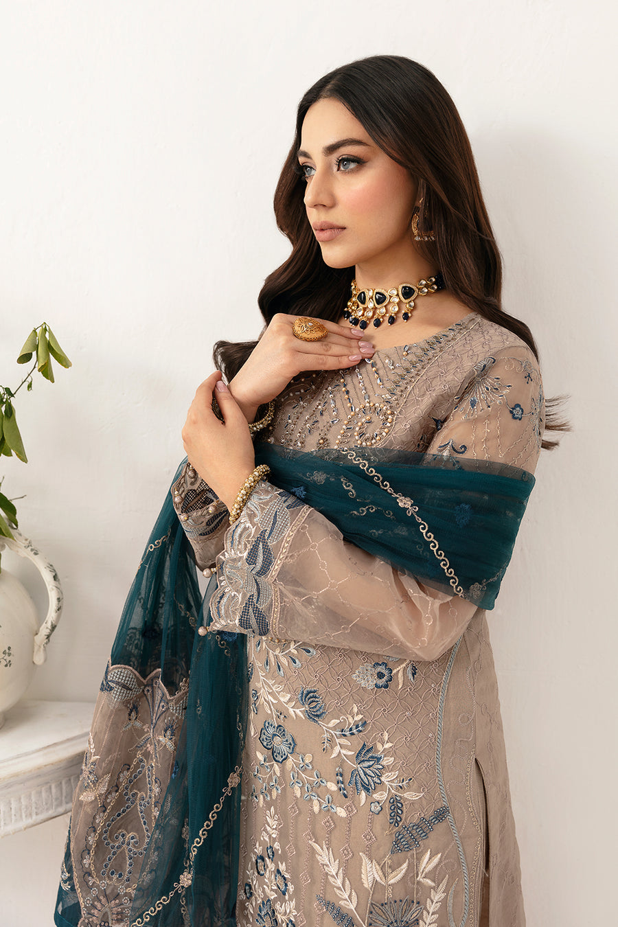 Minhal By Ramsha Luxury Collection