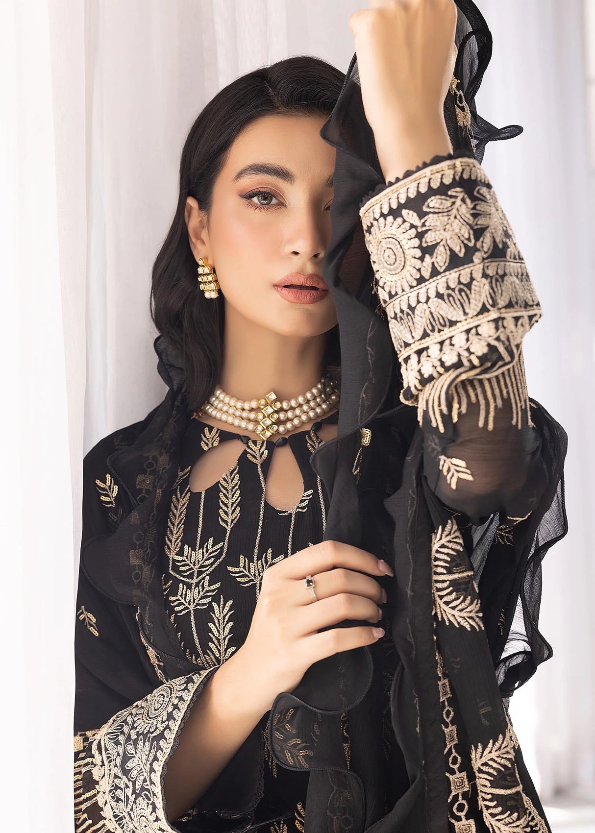 Merakish By Shahzeb Textile Luxury Embroidered Collection