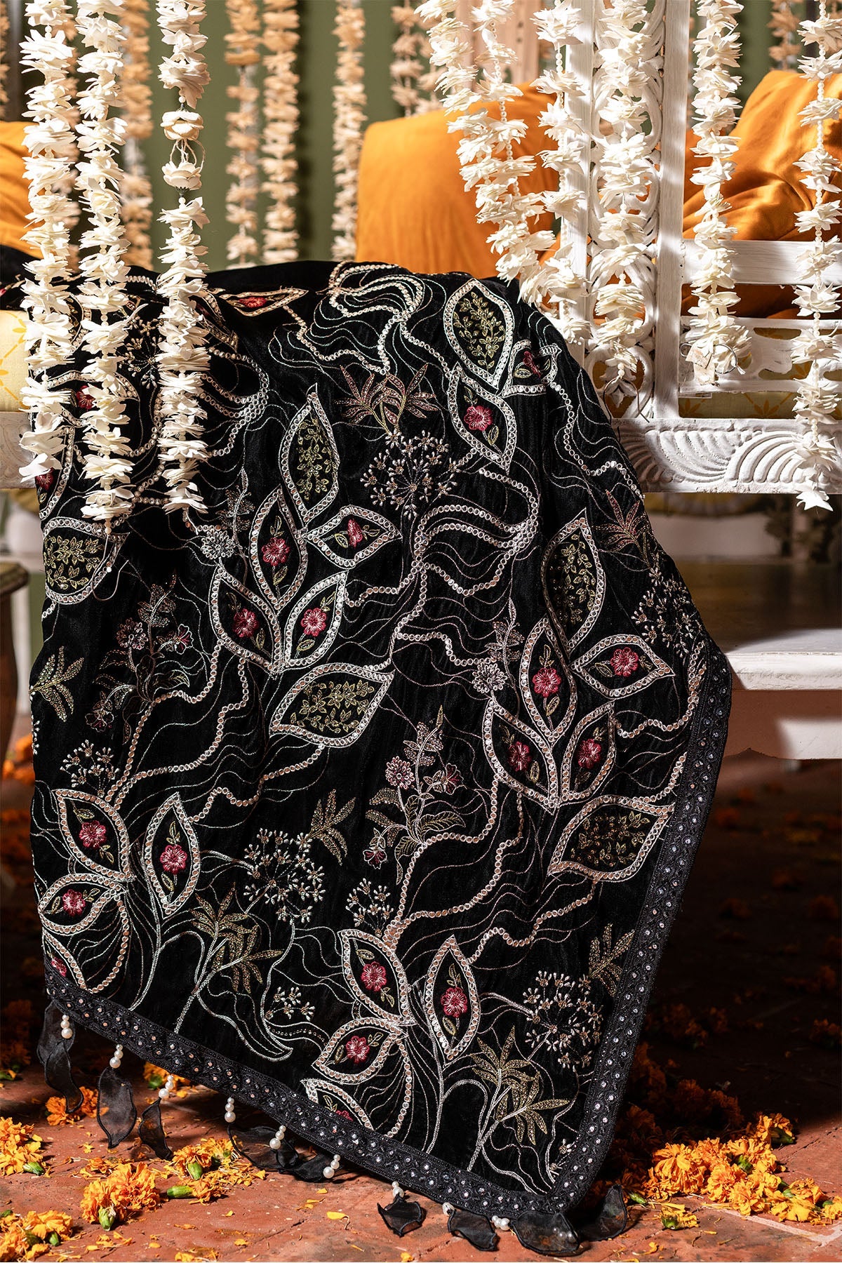 Jhoomro By Nureh Luxury Collection