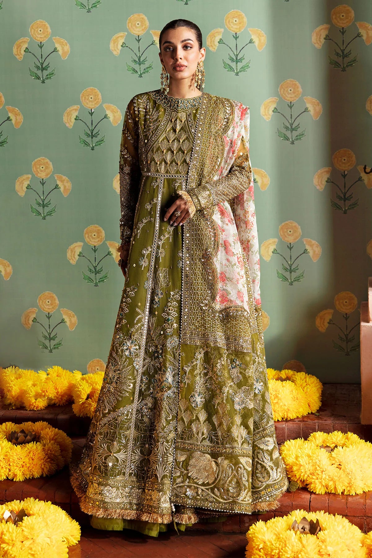 Jhoomro By Nureh Luxury Collection