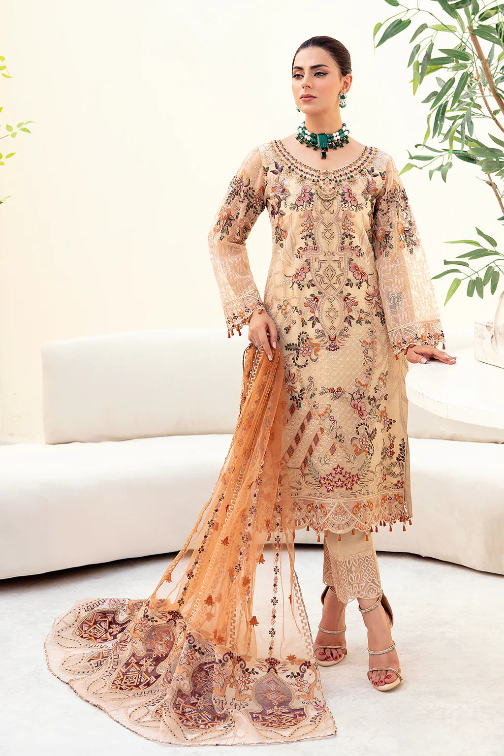 Minhal By Ramsha Luxury Collection