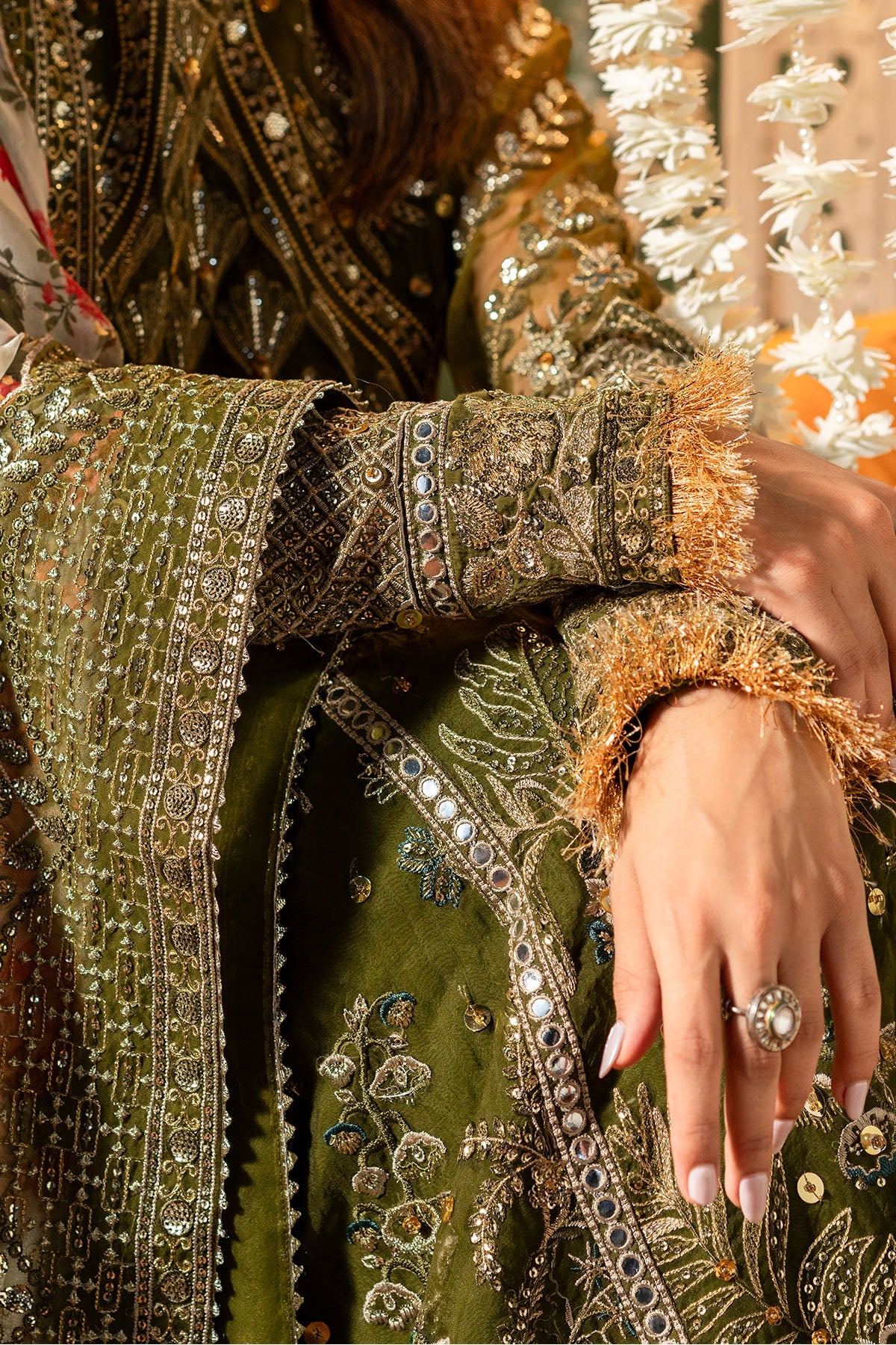 Jhoomro By Nureh Luxury Collection