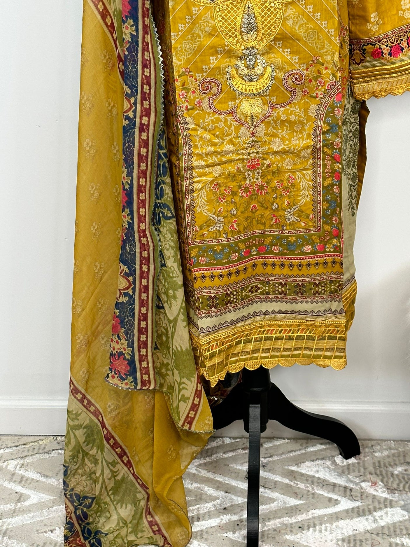 Pakistani Embroidered Lawn ready to ship