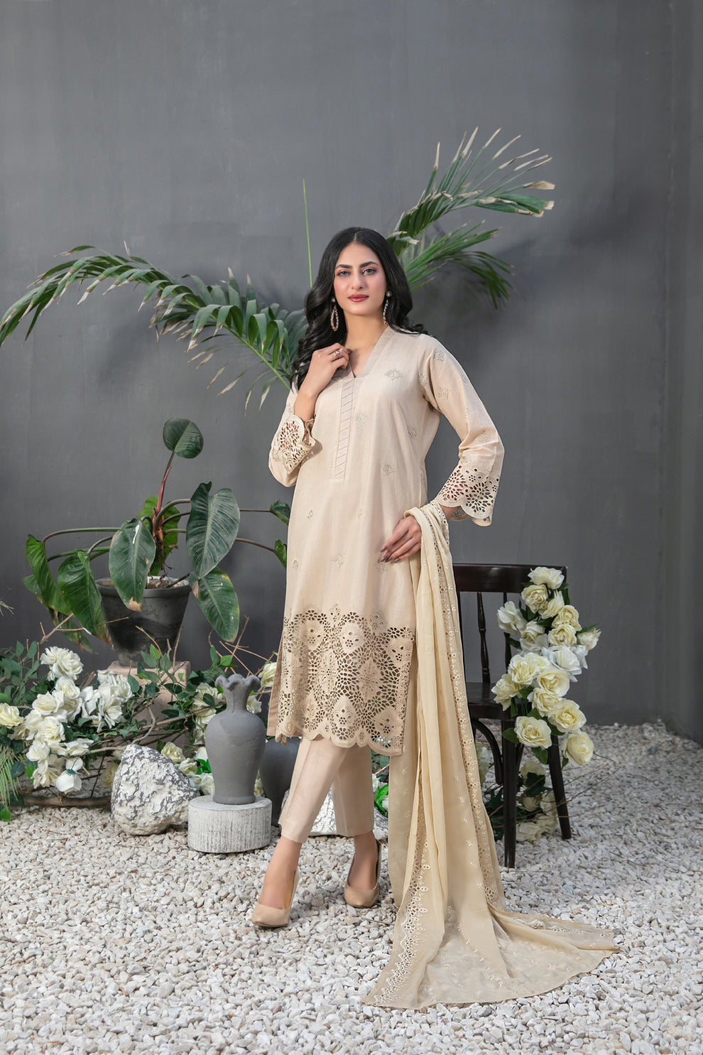 Meenah by Tawakkal Luxury Lawn Collection