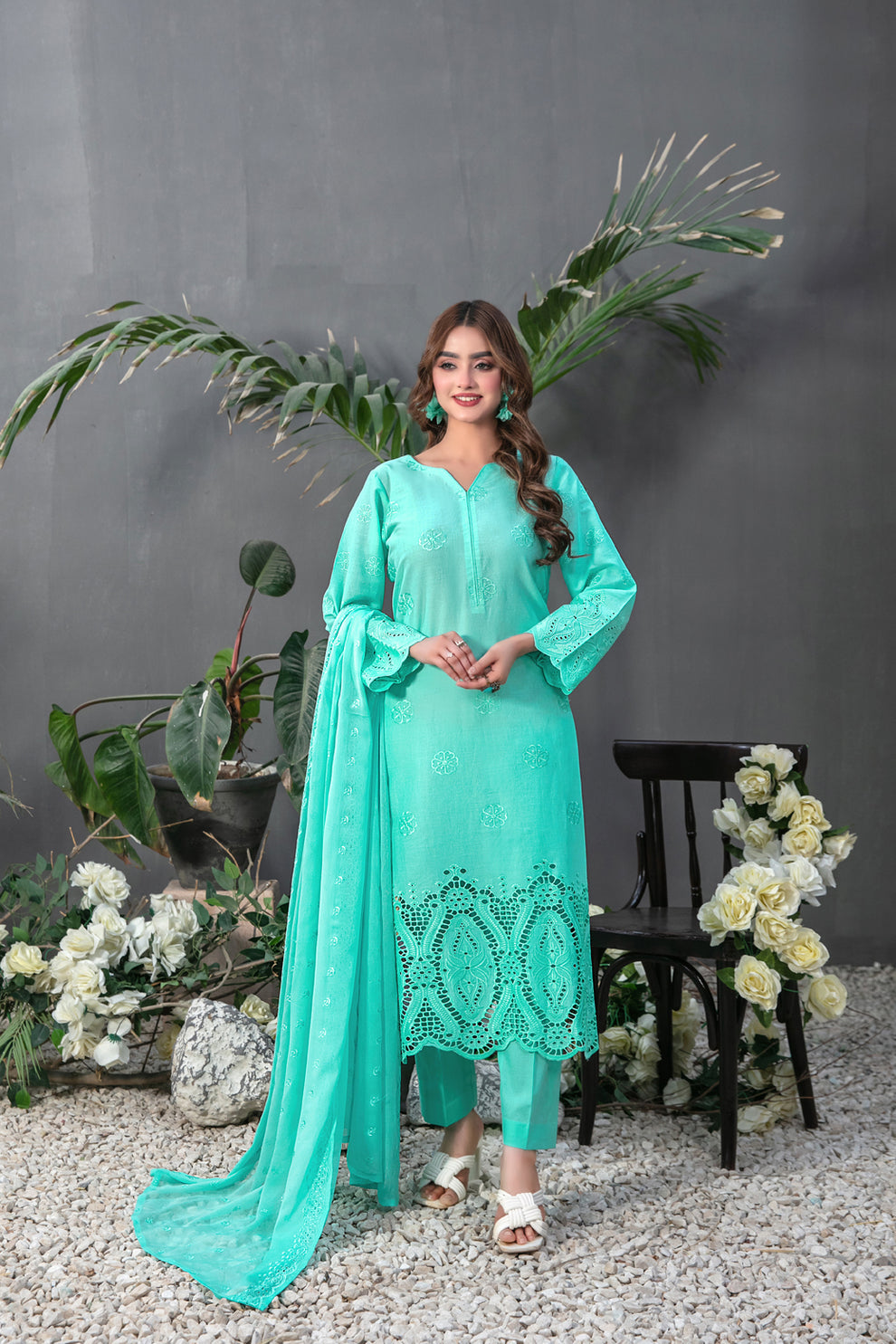 Meenah by Tawakkal Luxury Lawn Collection