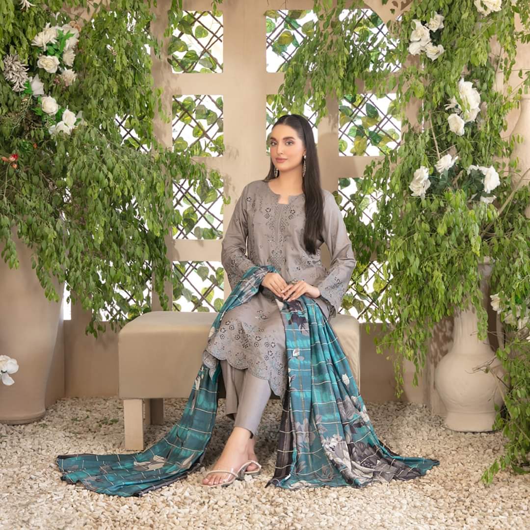 Dosra by Tawakkal Luxury Lawn Collection
