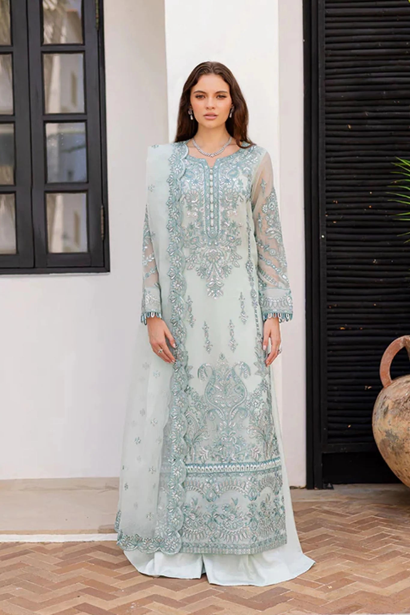 Noir By Freesia Maryum N Maria Formals Collection