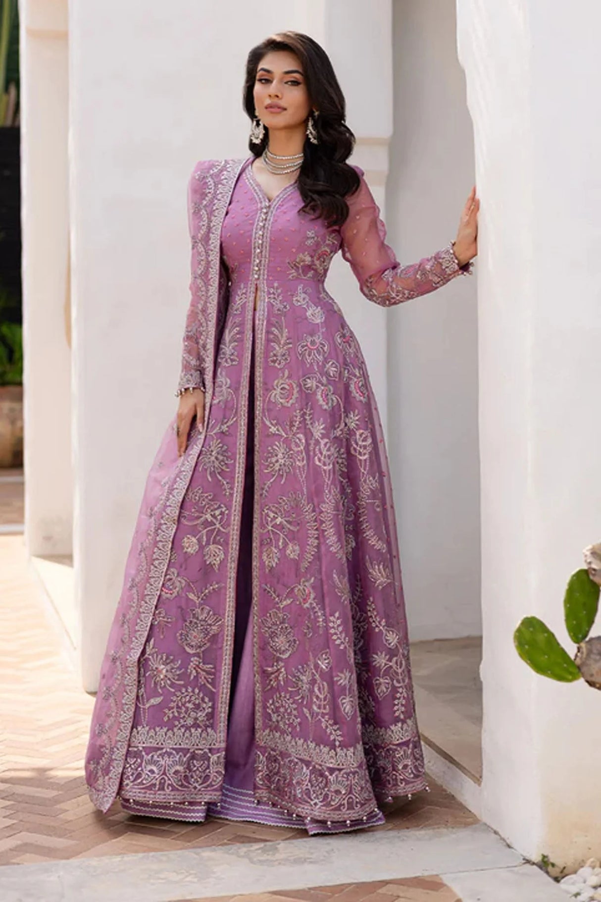 Noir By Freesia Maryum N Maria Formals Collection