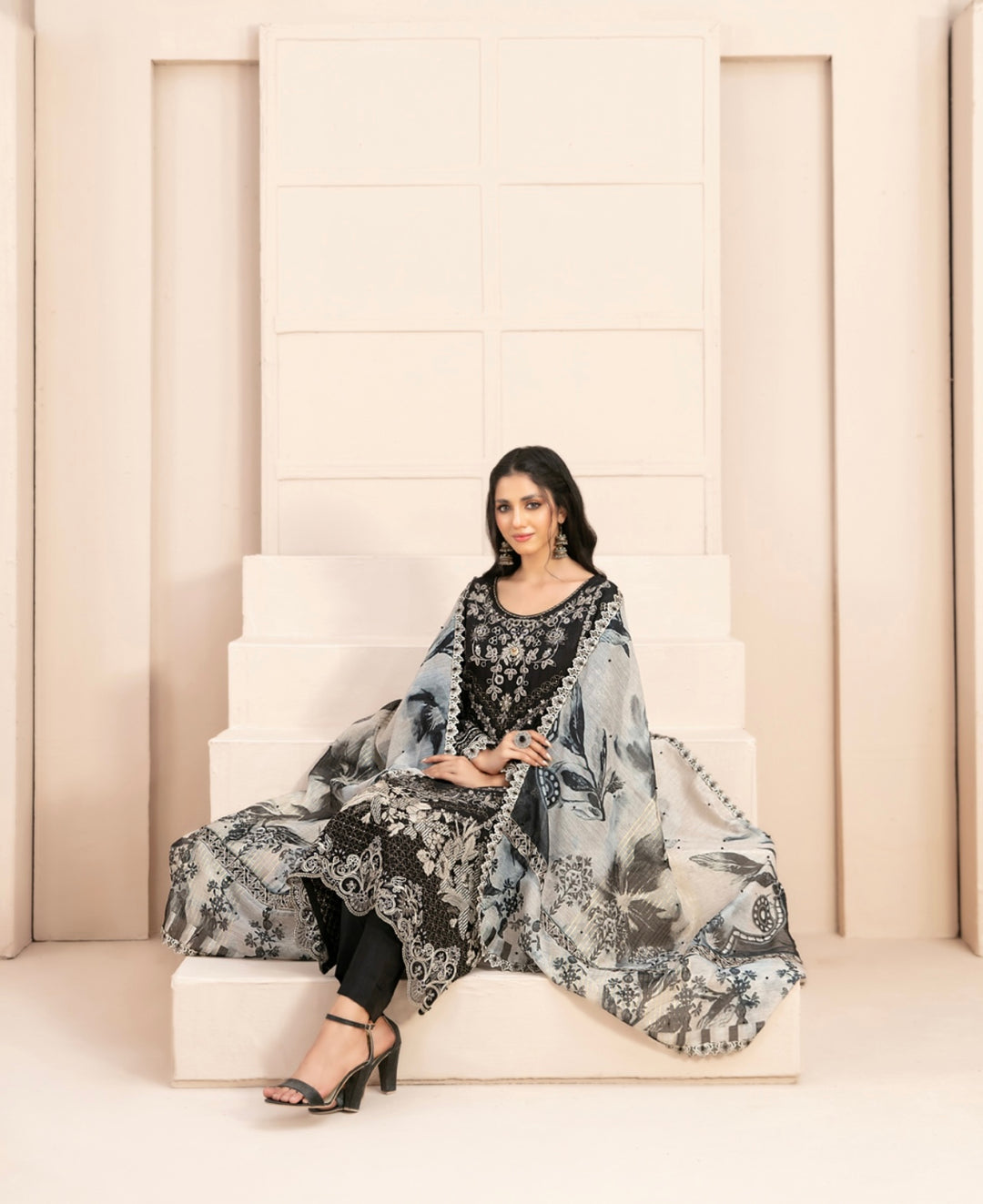 Zaren By Tawakkal Collection Embroidered Lawn Collection