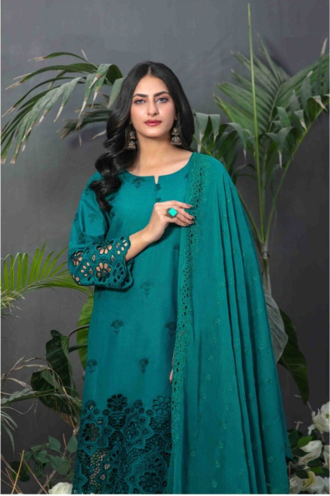 Meenah by Tawakkal Luxury Lawn Collection