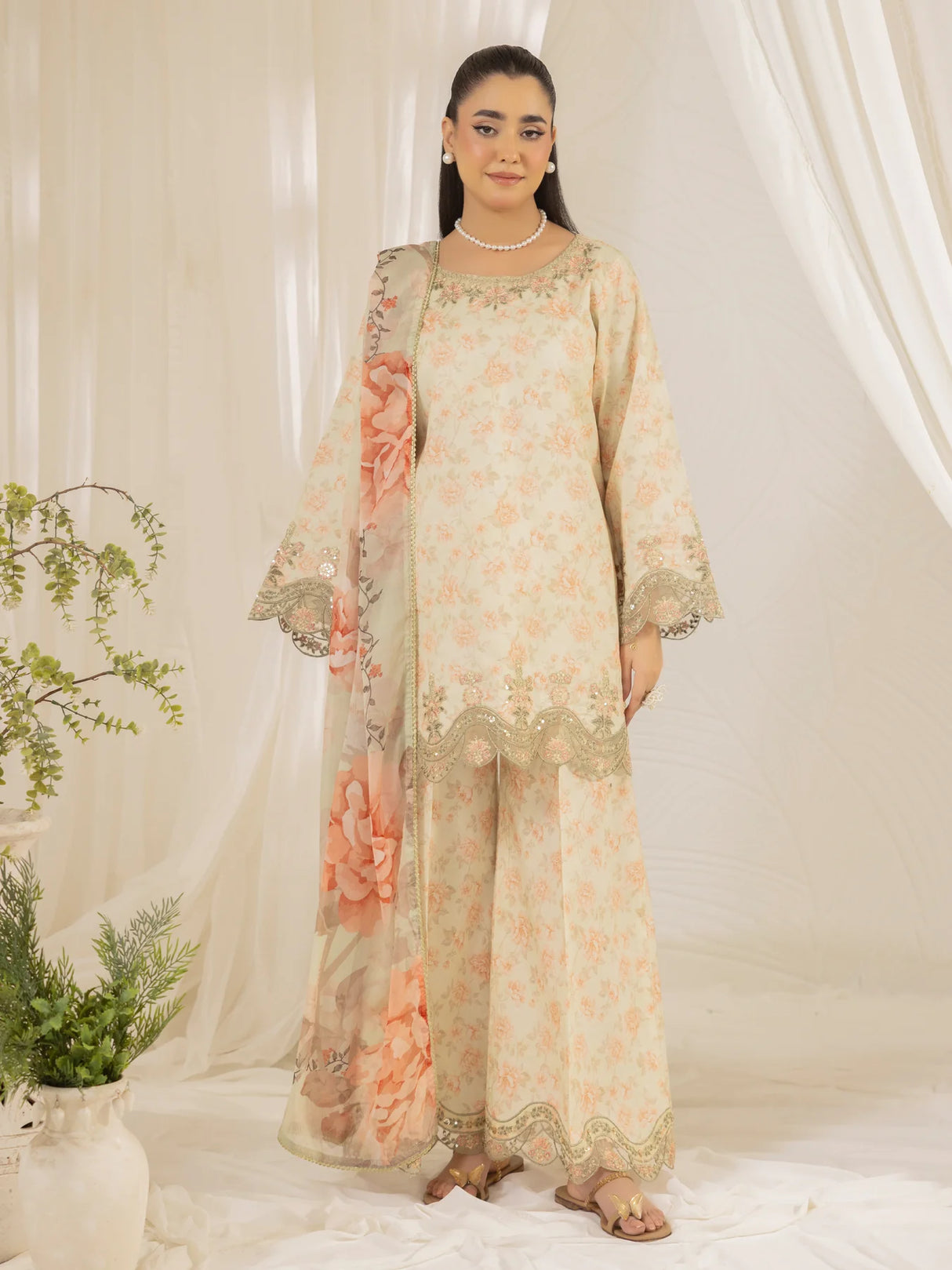 Mohagni Luxury Embroidered Lawn