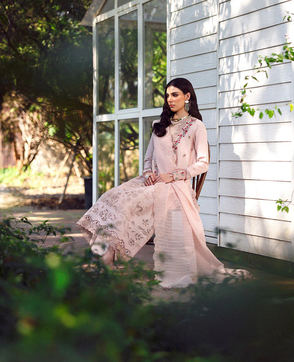 Republic Women’s Wear