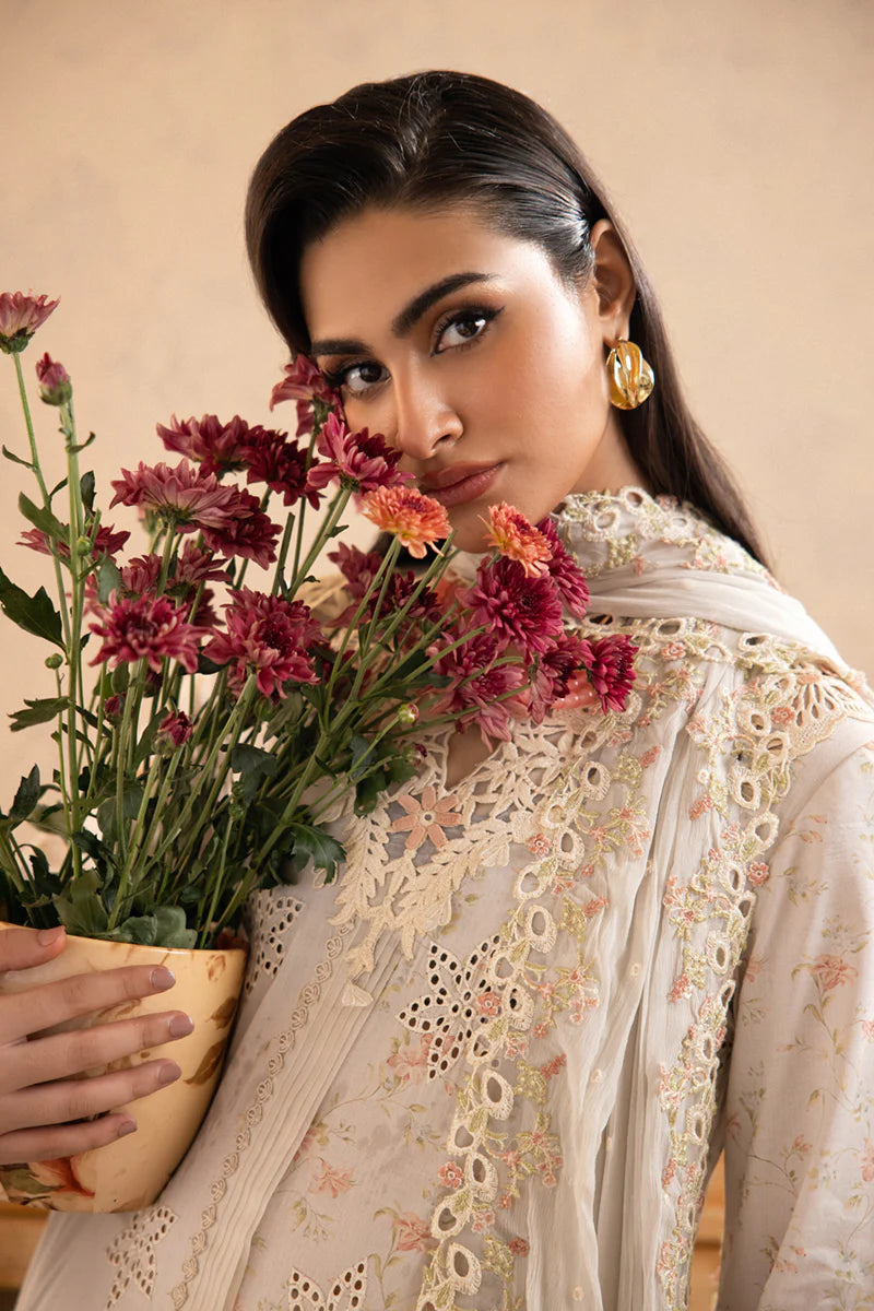 Qalamkar luxury embroidered lawn