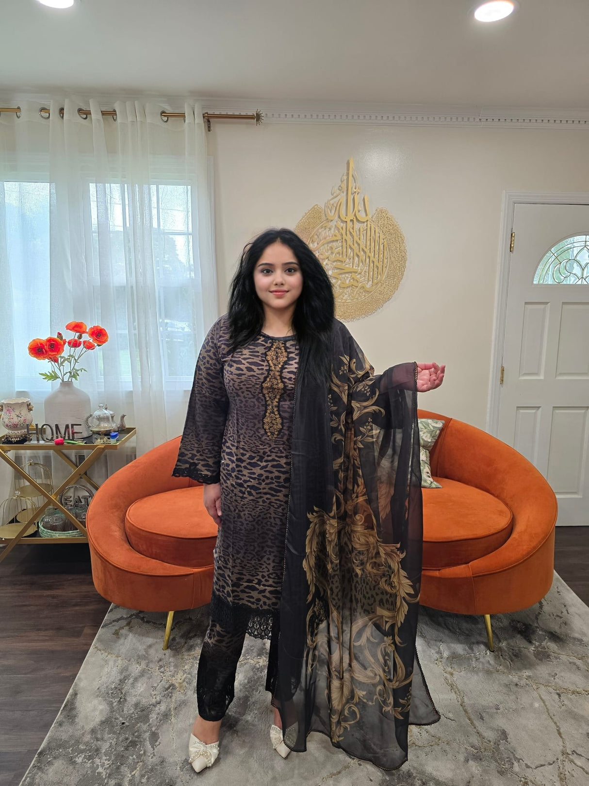 Luxury Embroidered Lawn Ready To Ship