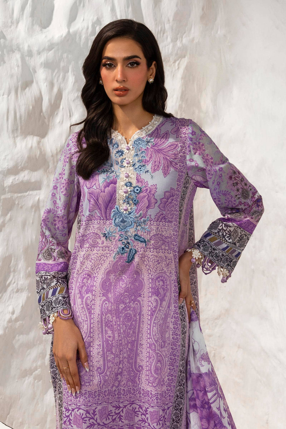 Muzlin by Sana Safinaz Luxury Collection