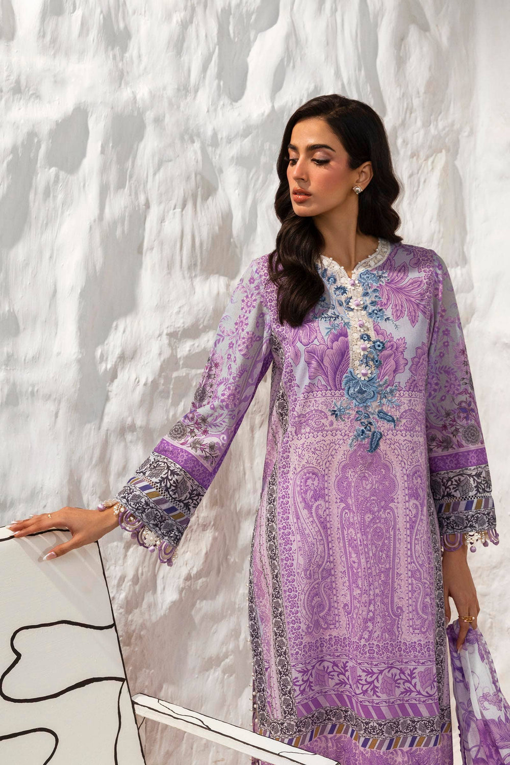 Muzlin by Sana Safinaz Luxury Collection