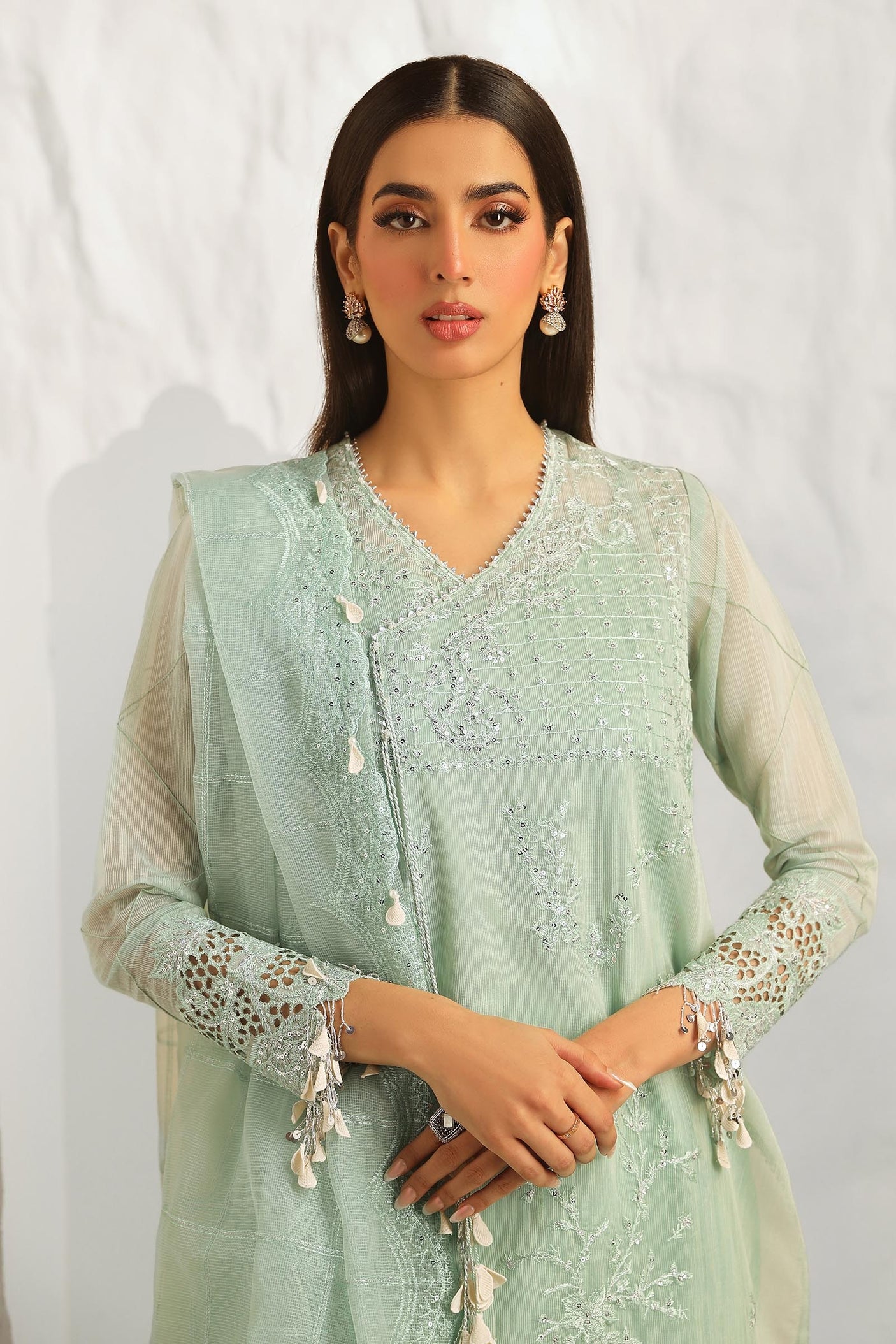 Muzlin by Sana Safinaz Luxury Collection