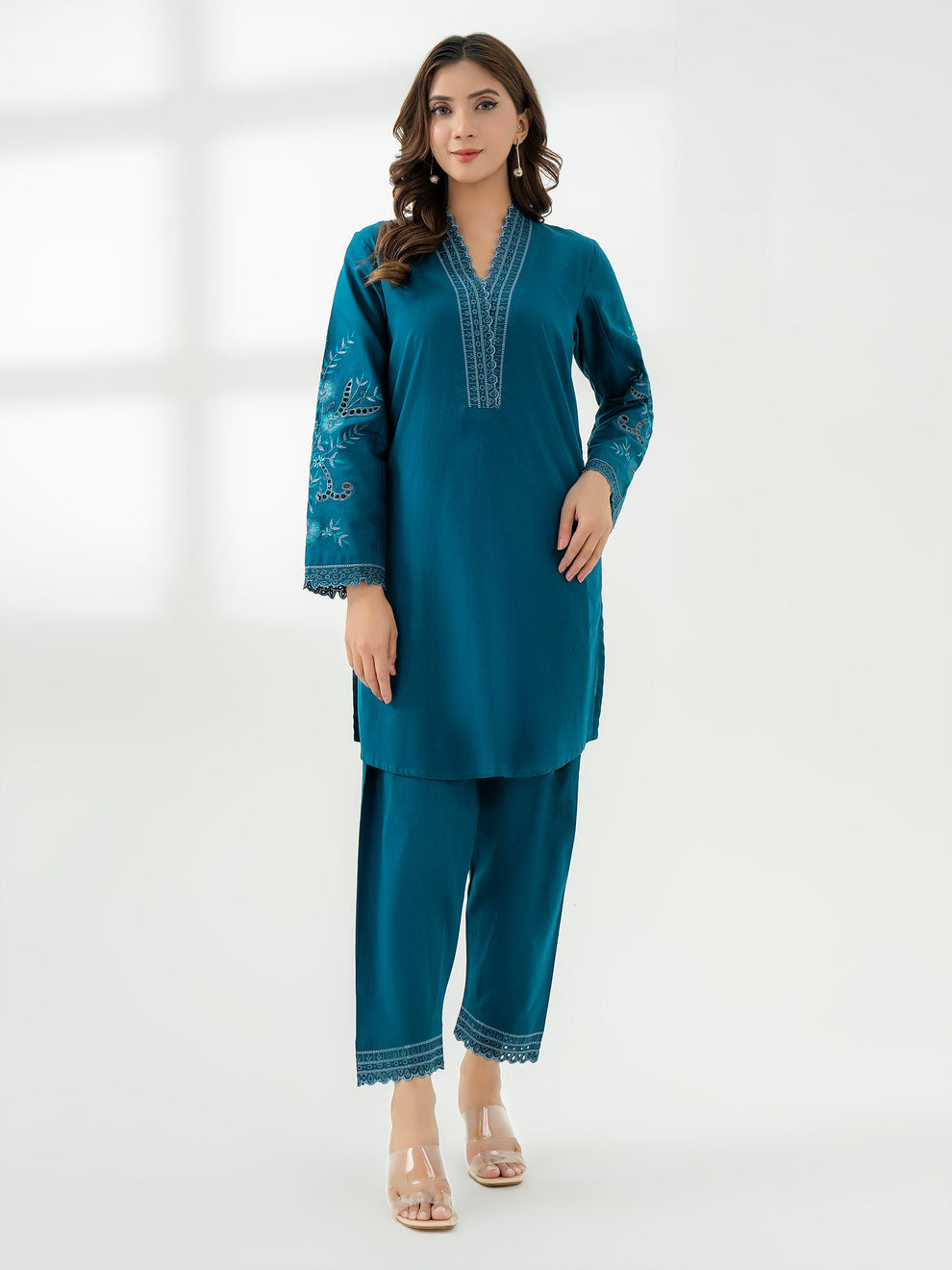 2 Piece Khaddar Suit-Embroidered By Limelight