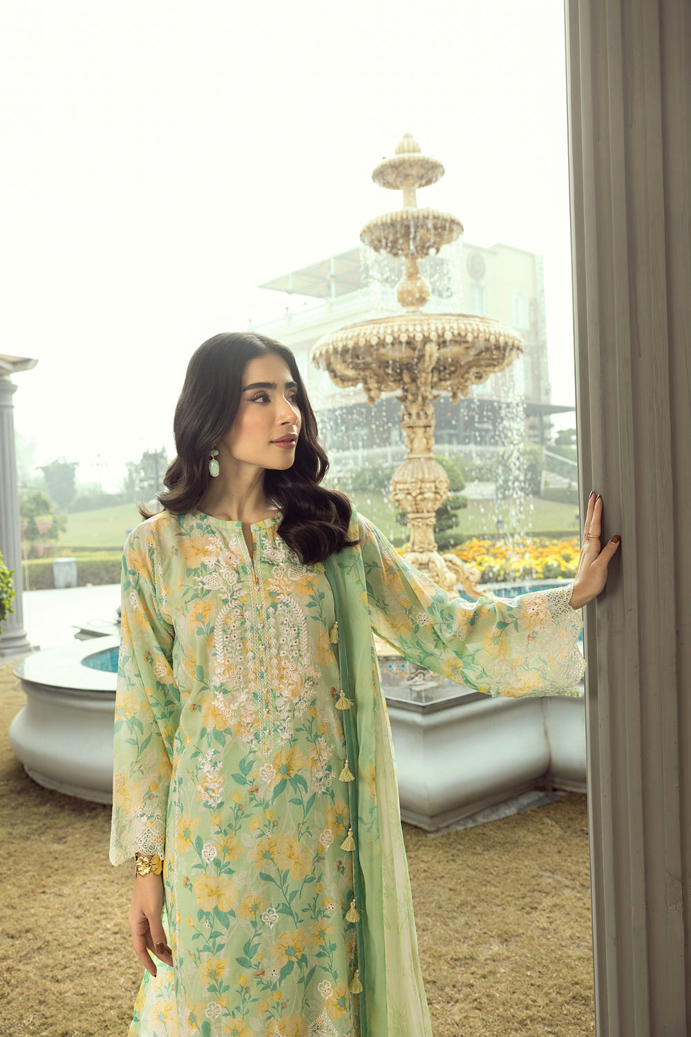 Lakhany Embroidered 3pc Suit