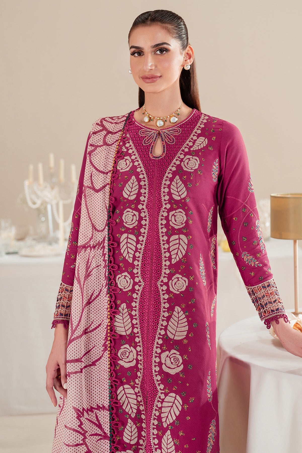 Iris Luxury Lawn By Jazmin