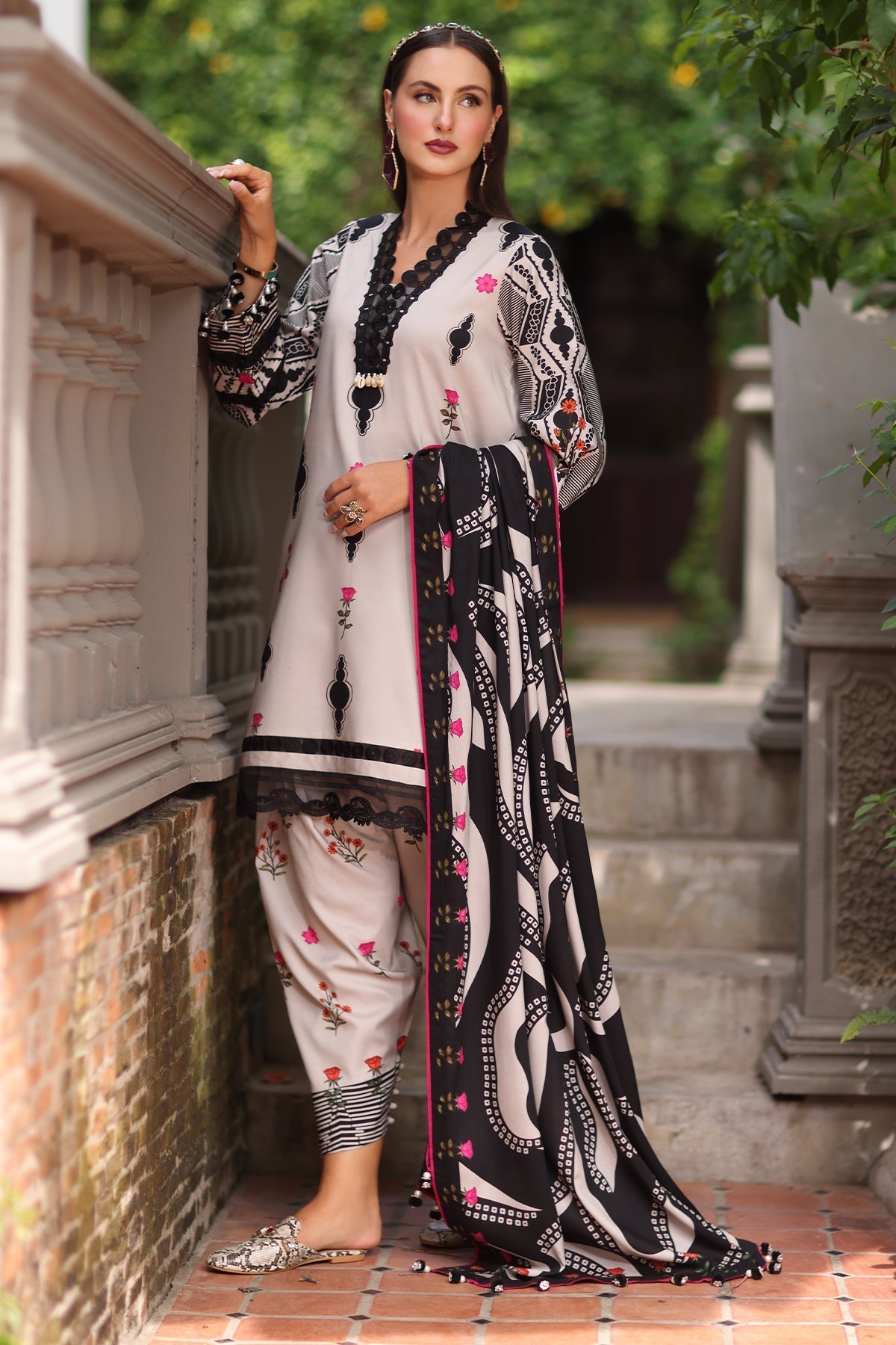 Charizma 3-PC Embroidered Lawn Suit