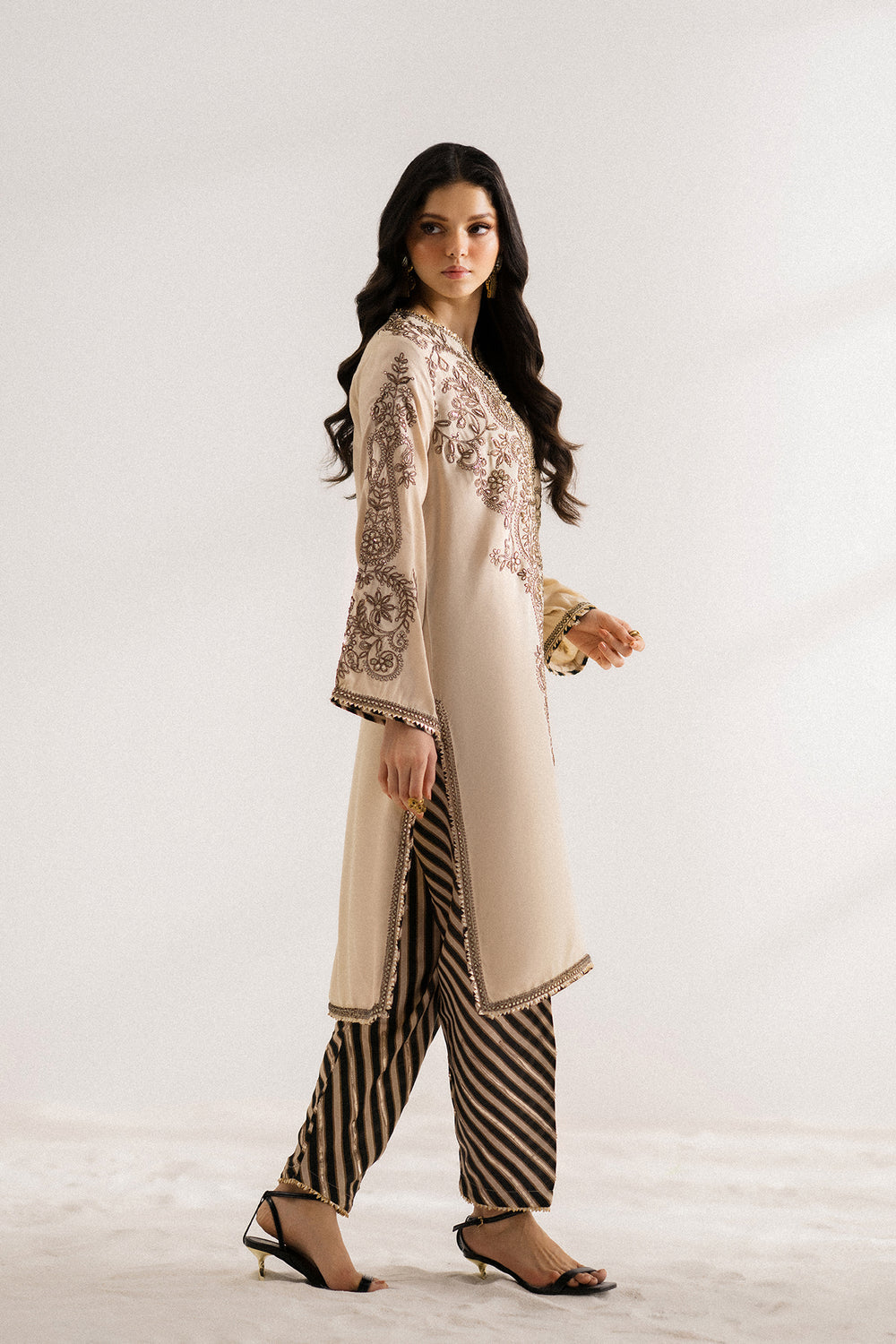 Ethnic Embroidered 2pc