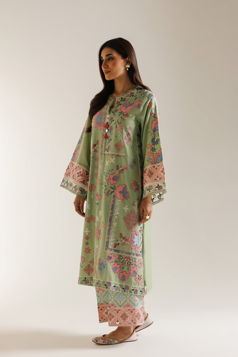 Ethnic Embroidered 2pc Kurti