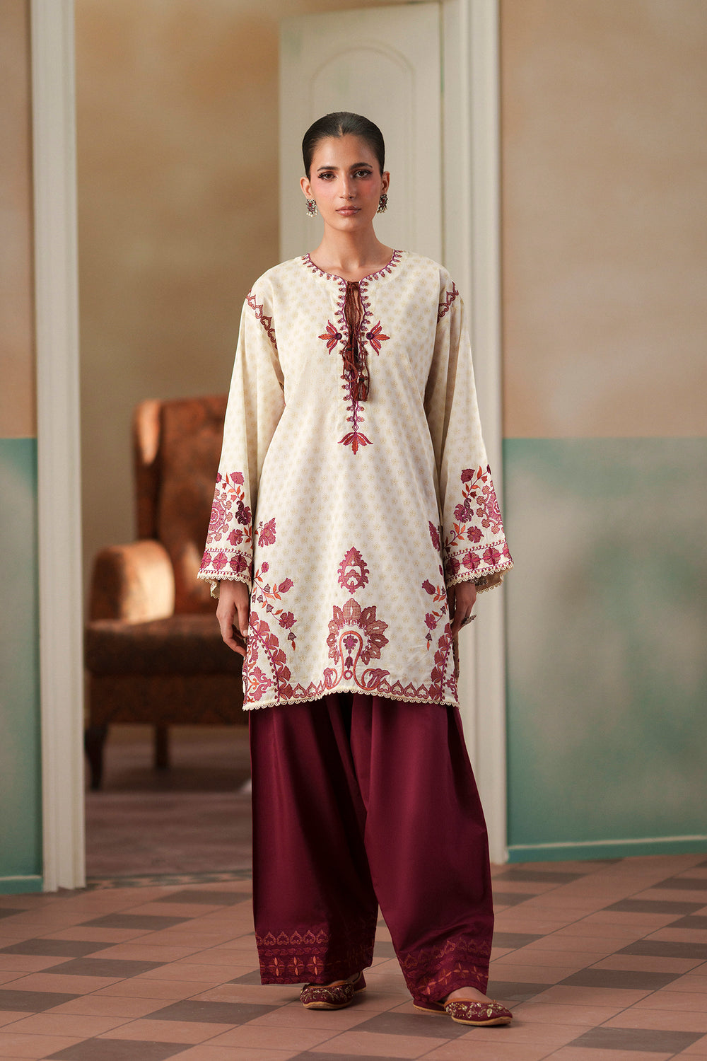 Ethnic Embroidered 2pc Suit