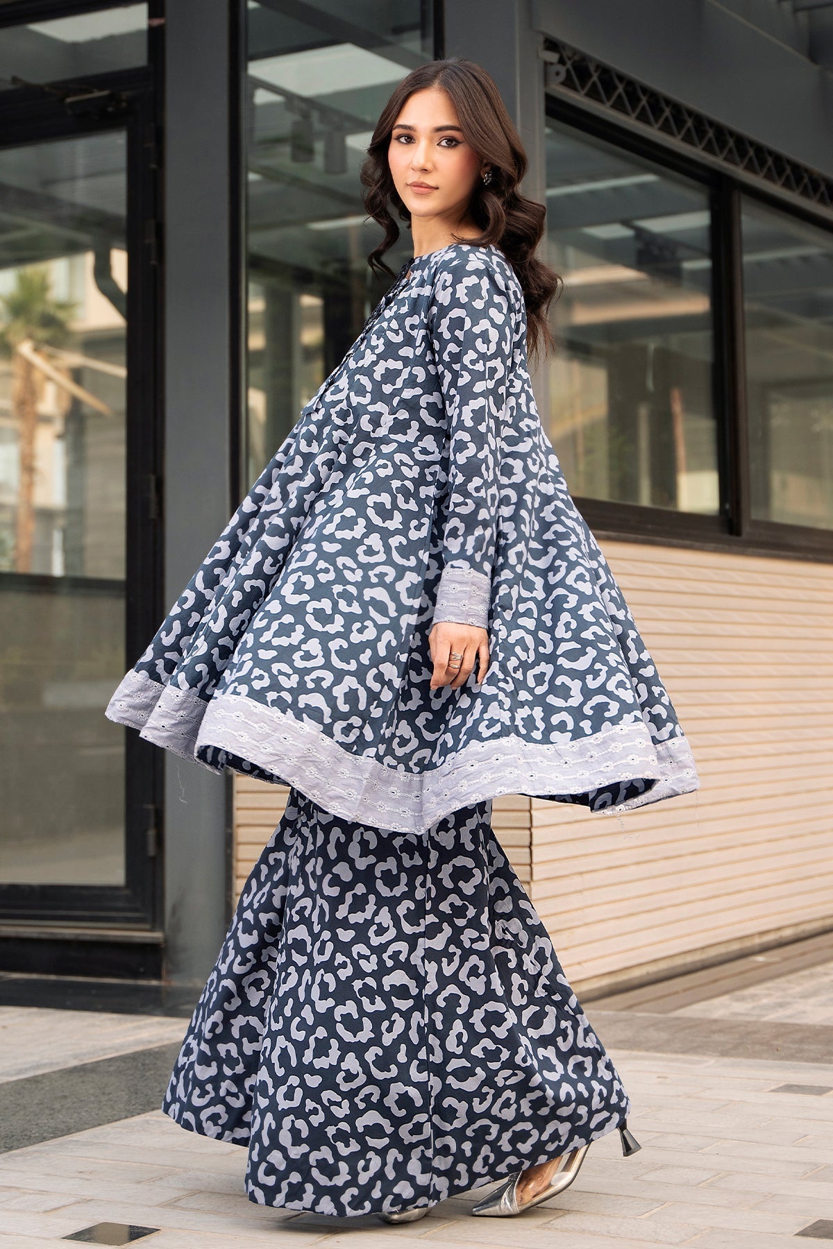 2Pc Embroidered Suit by Charizma