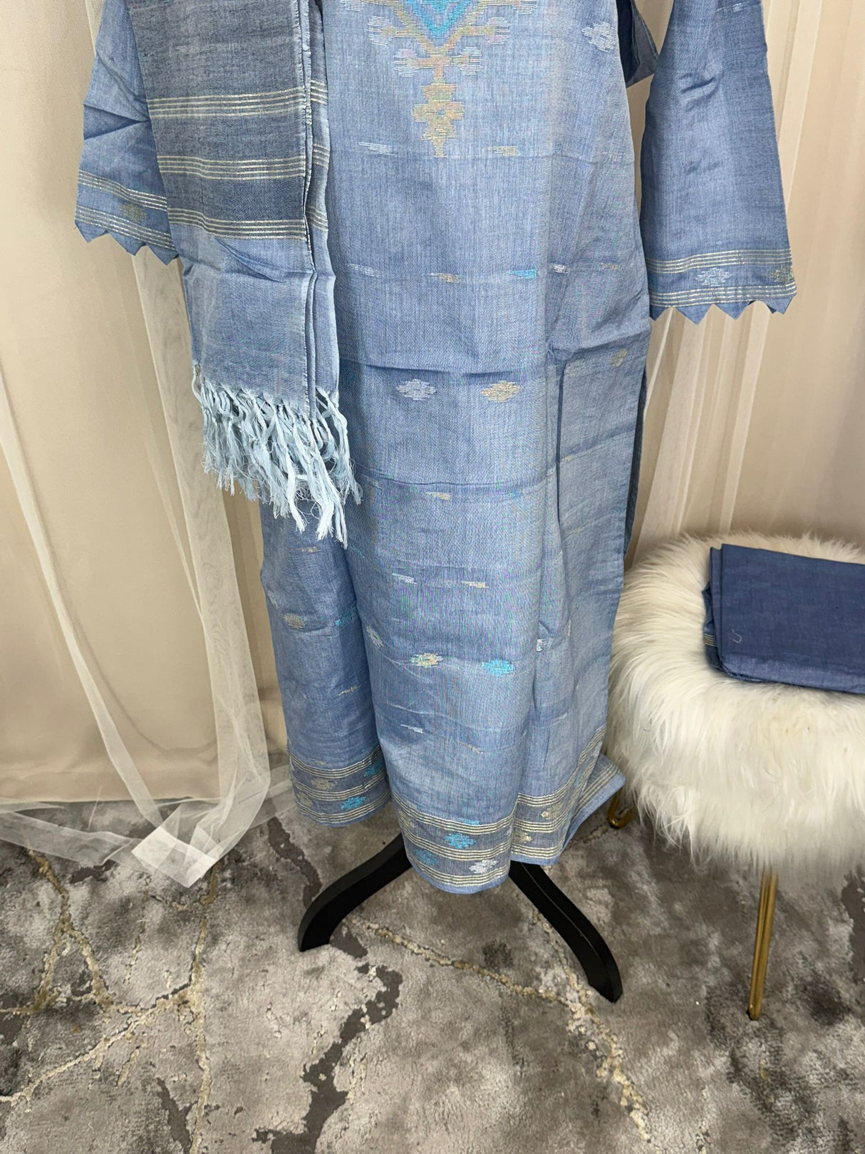 Bangladeshi Jamdani salwar kamiz