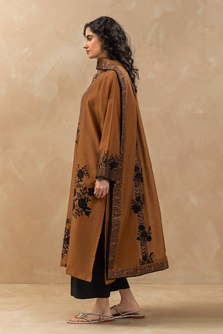 Beechtree Embroidered Suit 2 pc