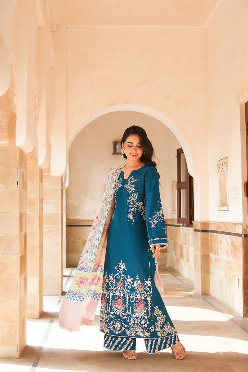 Vintage Winter Collection by Manara