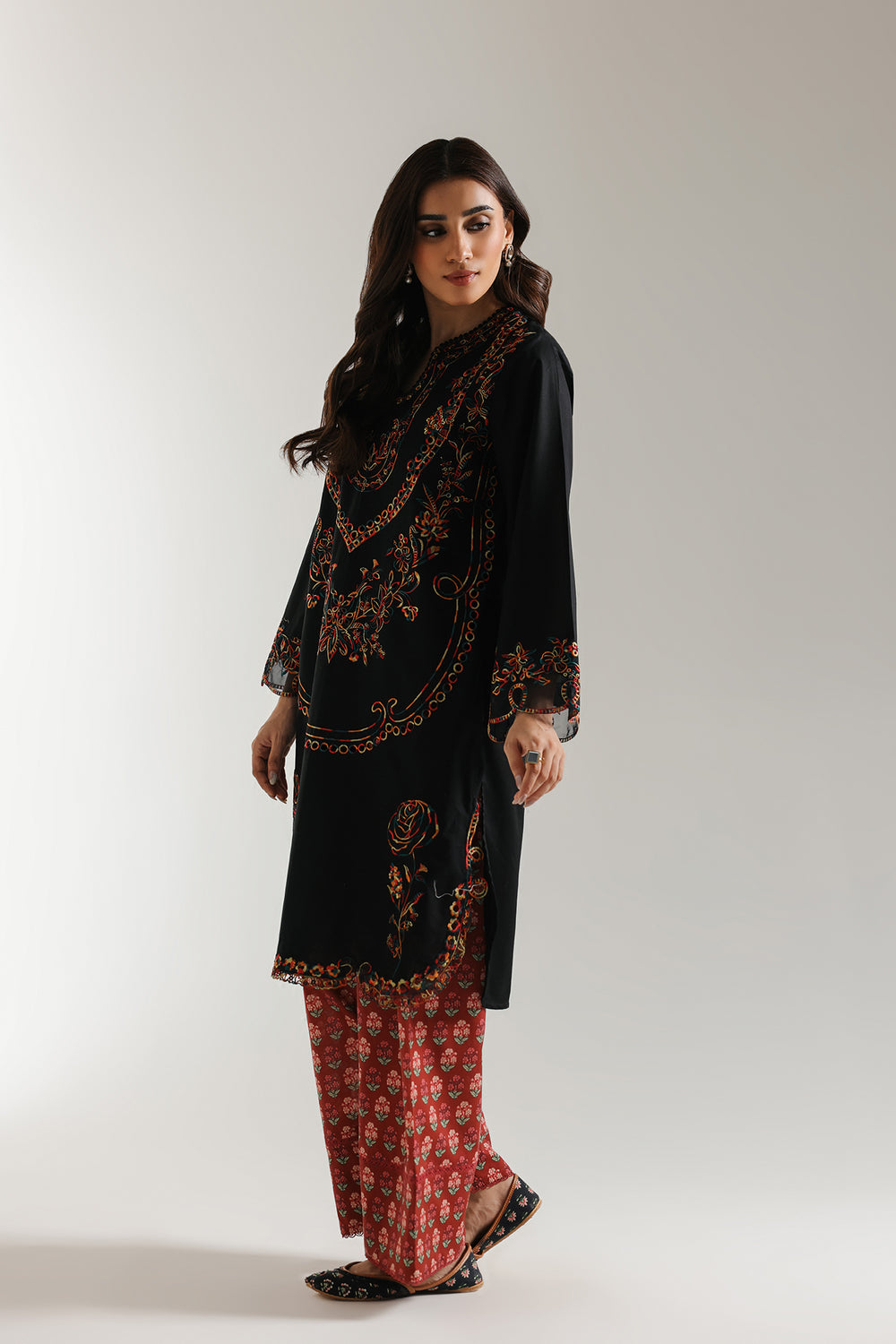 Ethnic Embroidered 2pc