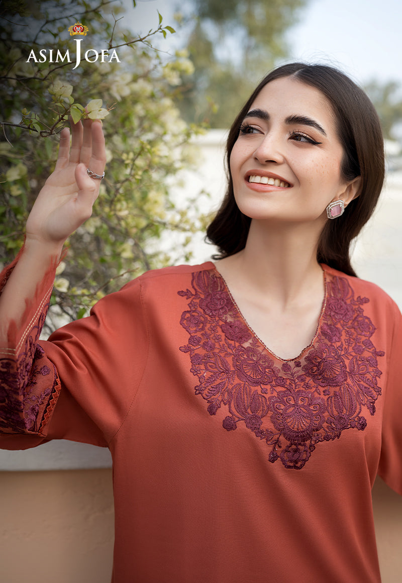 Asim Jofa Embroidered 2pc Suit