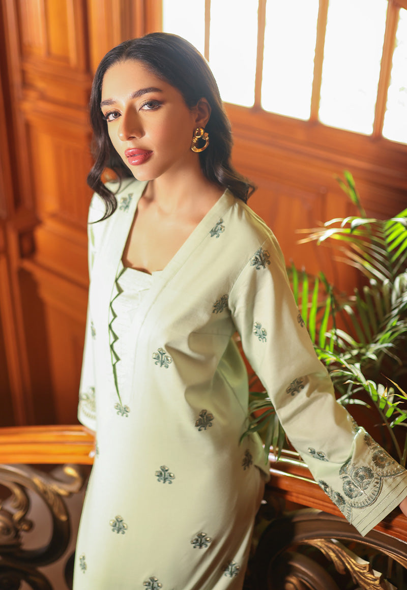 Asim Jofa Embroidered 2pc Suit