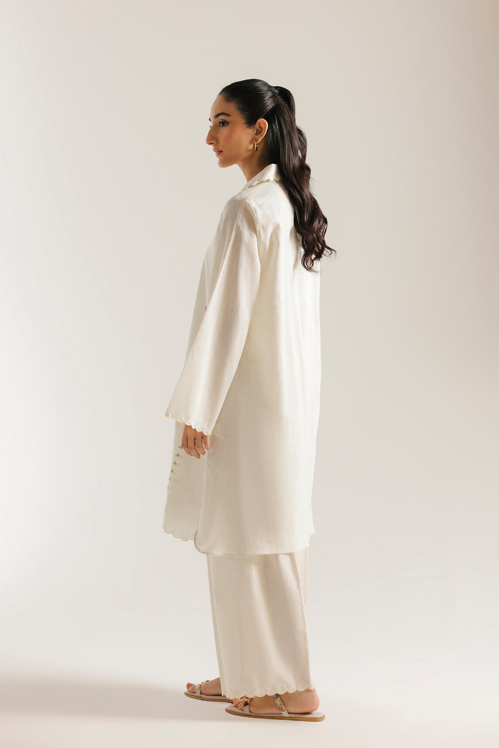 Ethnic Embroidered 2pc Suit