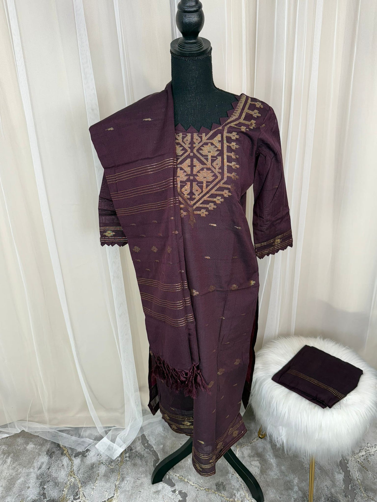 Bangladeshi Jamdani salwar kamiz