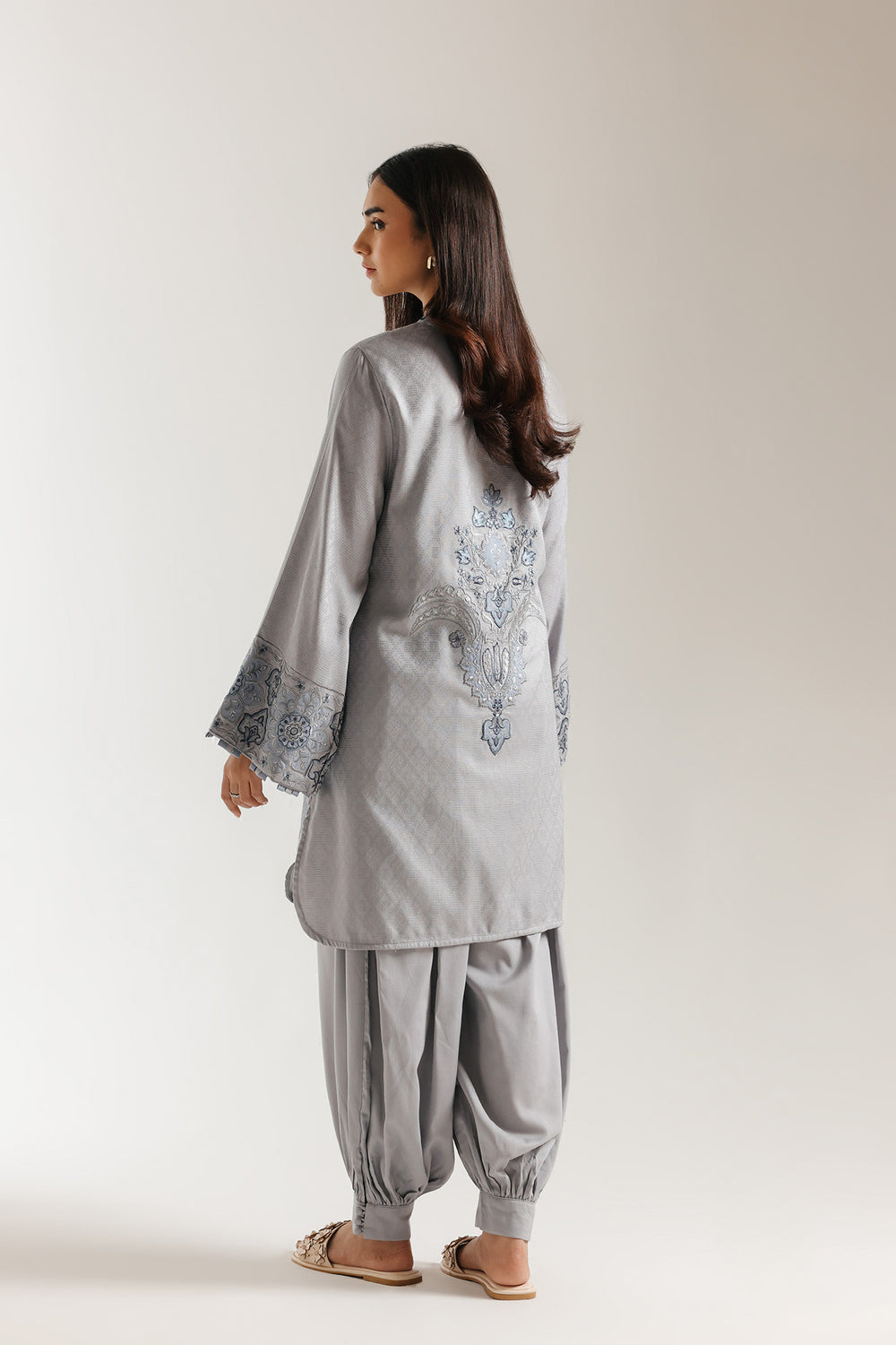 Ethnic Embroidered 2pc Suit