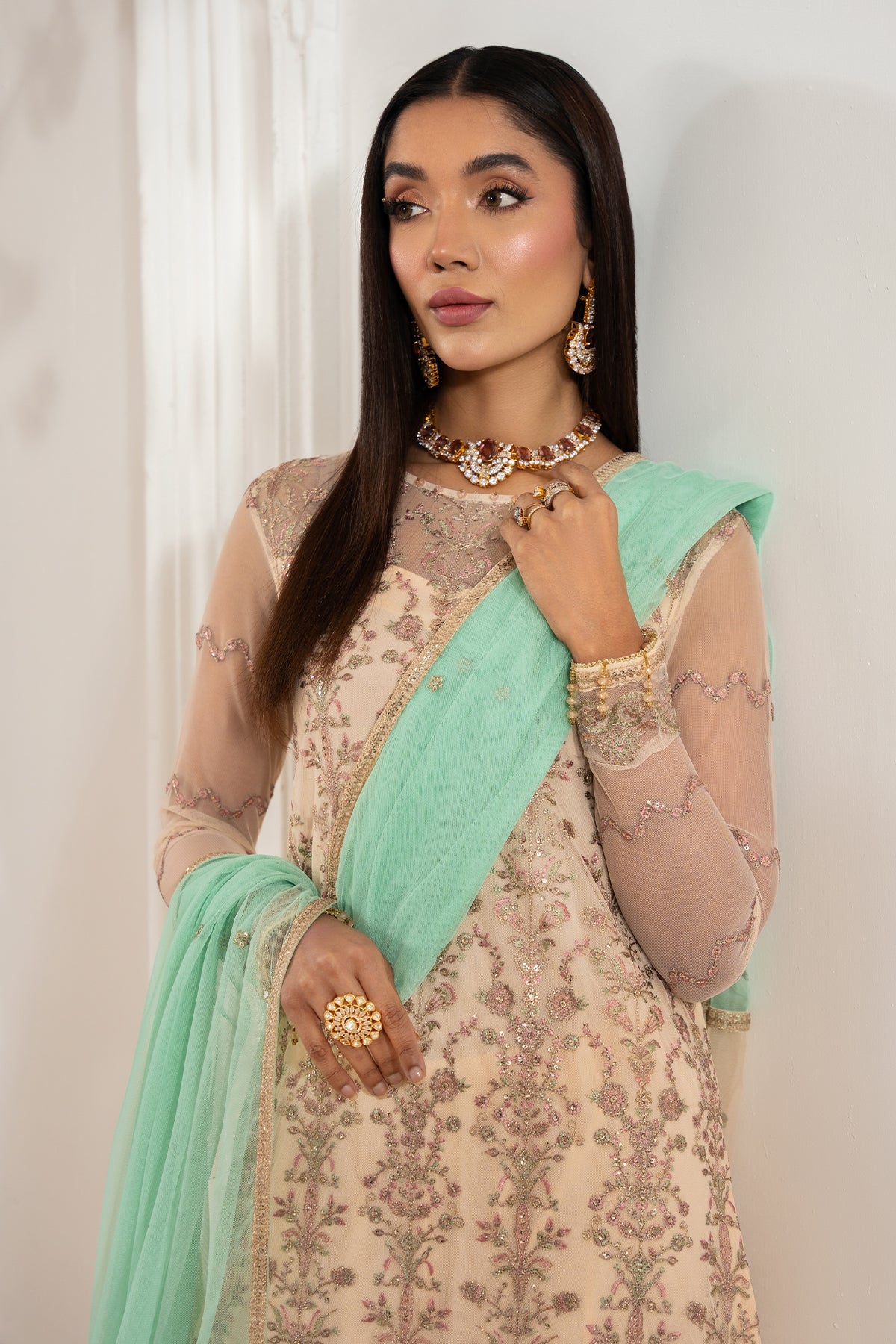 Heer by Zarif Luxury Collection