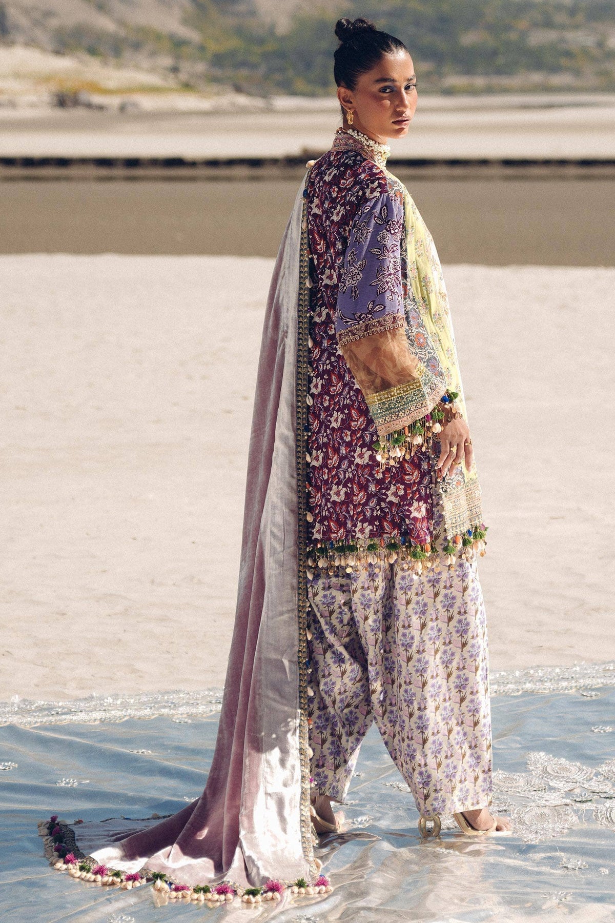 Muzlin by Sana Safinaz Luxury Collection