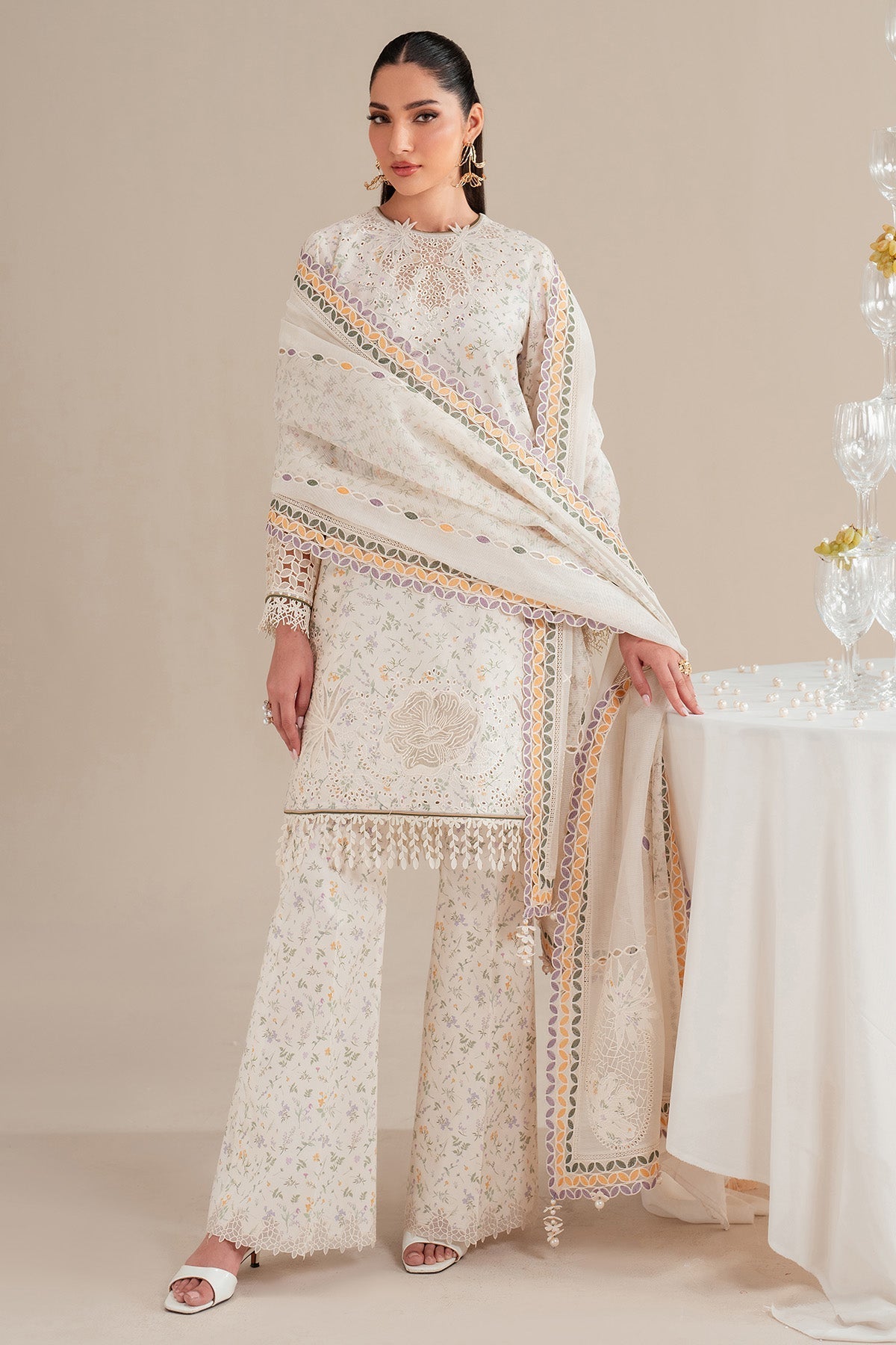 Iris Luxury Lawn By Jazmin