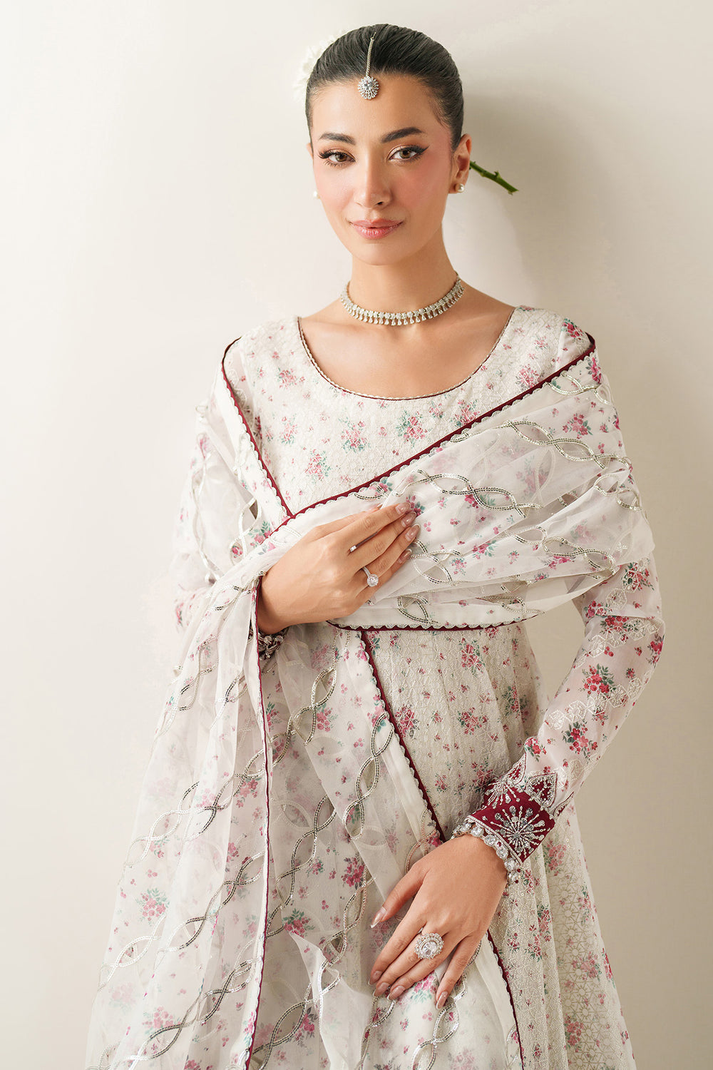 Jazmin Embroidered Formal Suit