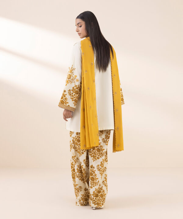 Sapphire Embroidered Lawn