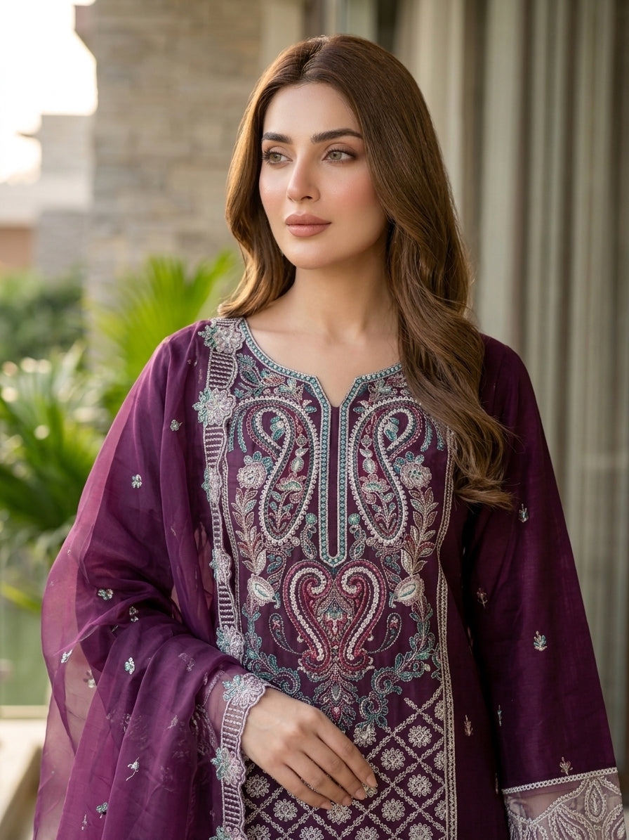 Pakistani Luxury Embroidered Lawn Collection