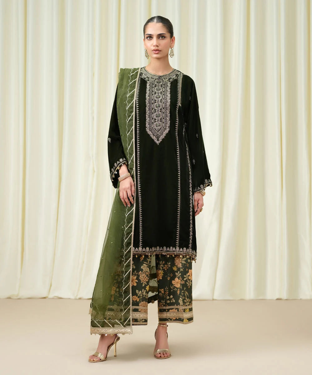 3Pc Embroidered Suit by Sapphire