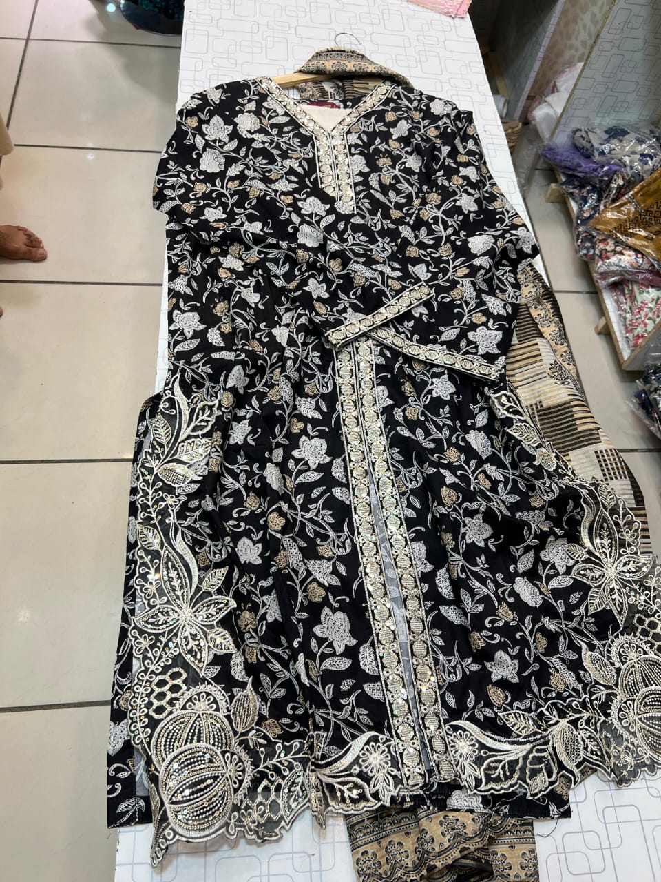 BIN SAEED EMBROIDERED COLLECTION